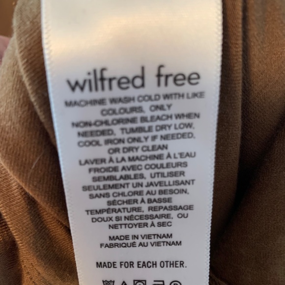 NWOT Aritzia | Wilfred Free Green Top - Picture 3 of 6
